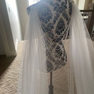 Wedding bridal cape